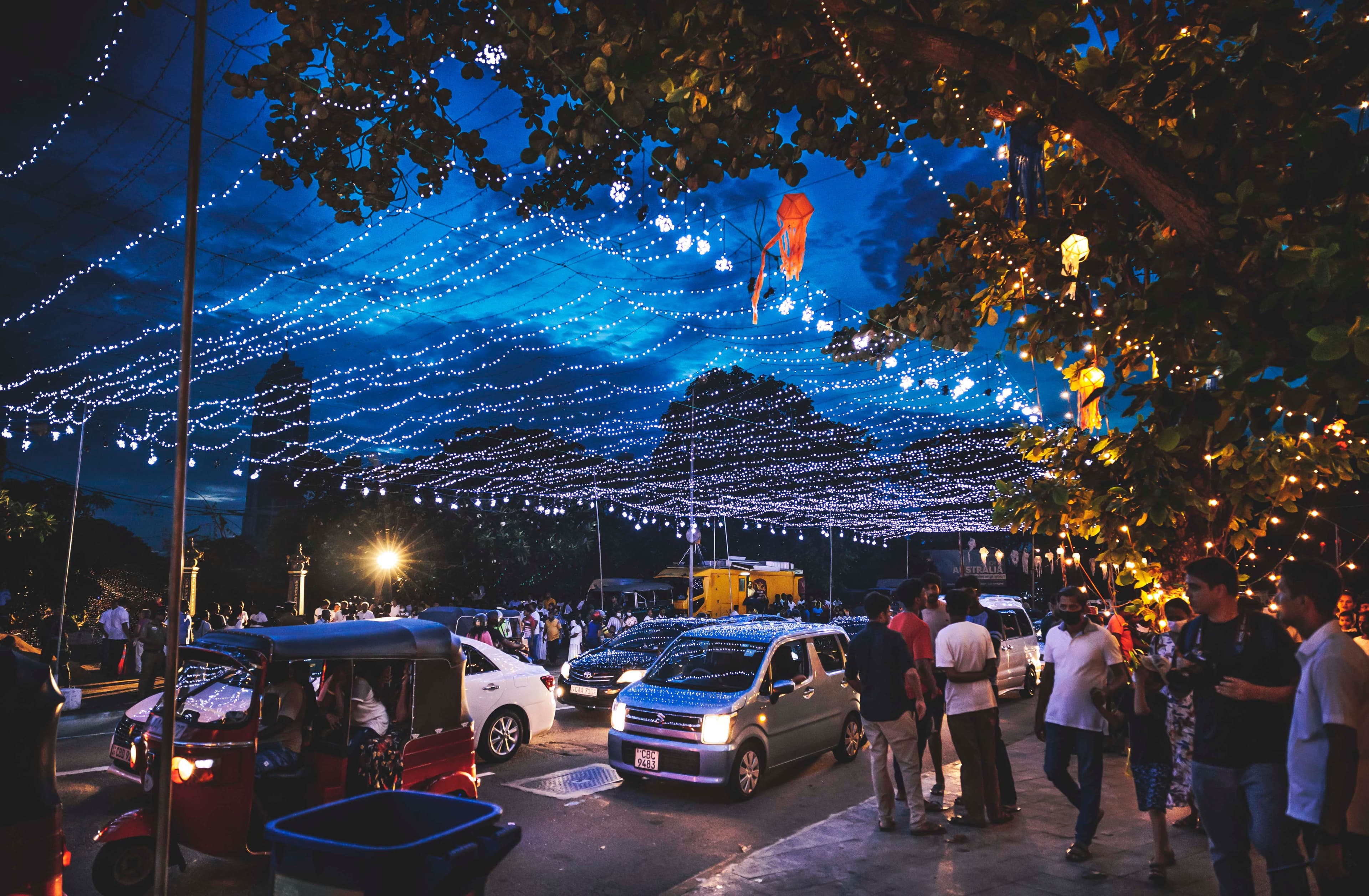 Street Food 101: What to Eat at the Kalpitiya Town Market (Budget Eats)