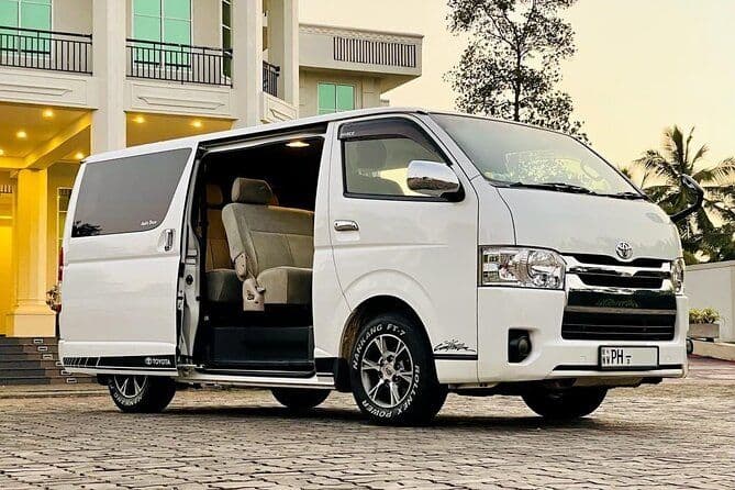 The Journey Planner: How to Get to Kalpitiya from Colombo (Bus, Train, or Taxi)